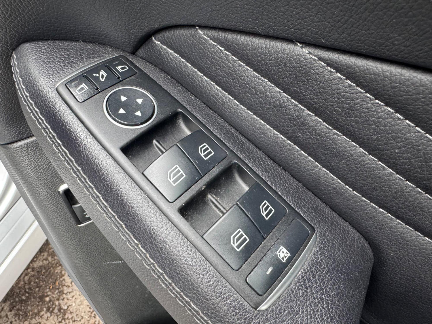 Used Mercedes-Benz GLE 2016 for sale - 76115833: Photo 47