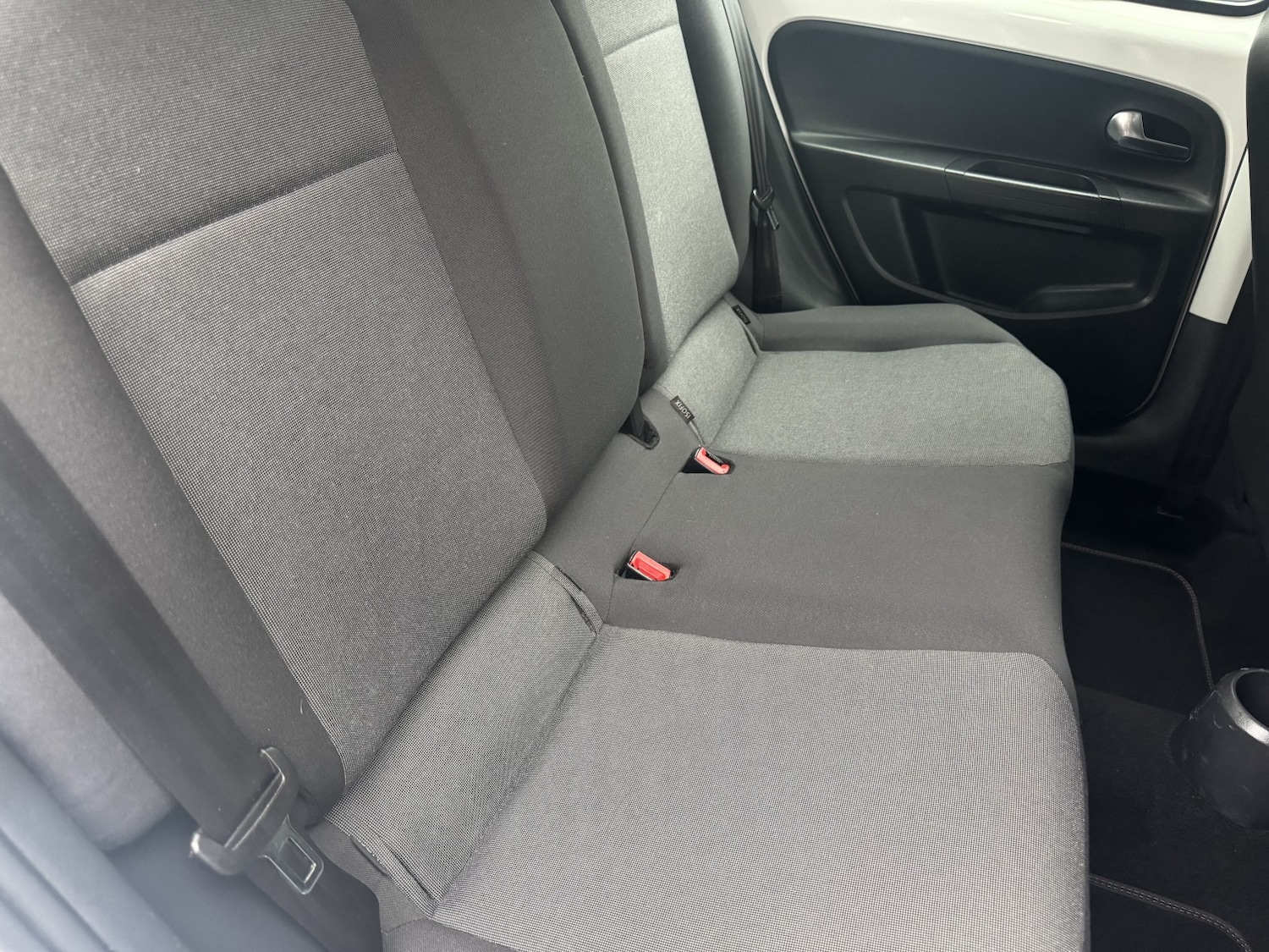 Used Volkswagen up! 2016 for sale - 76488654: Photo 16