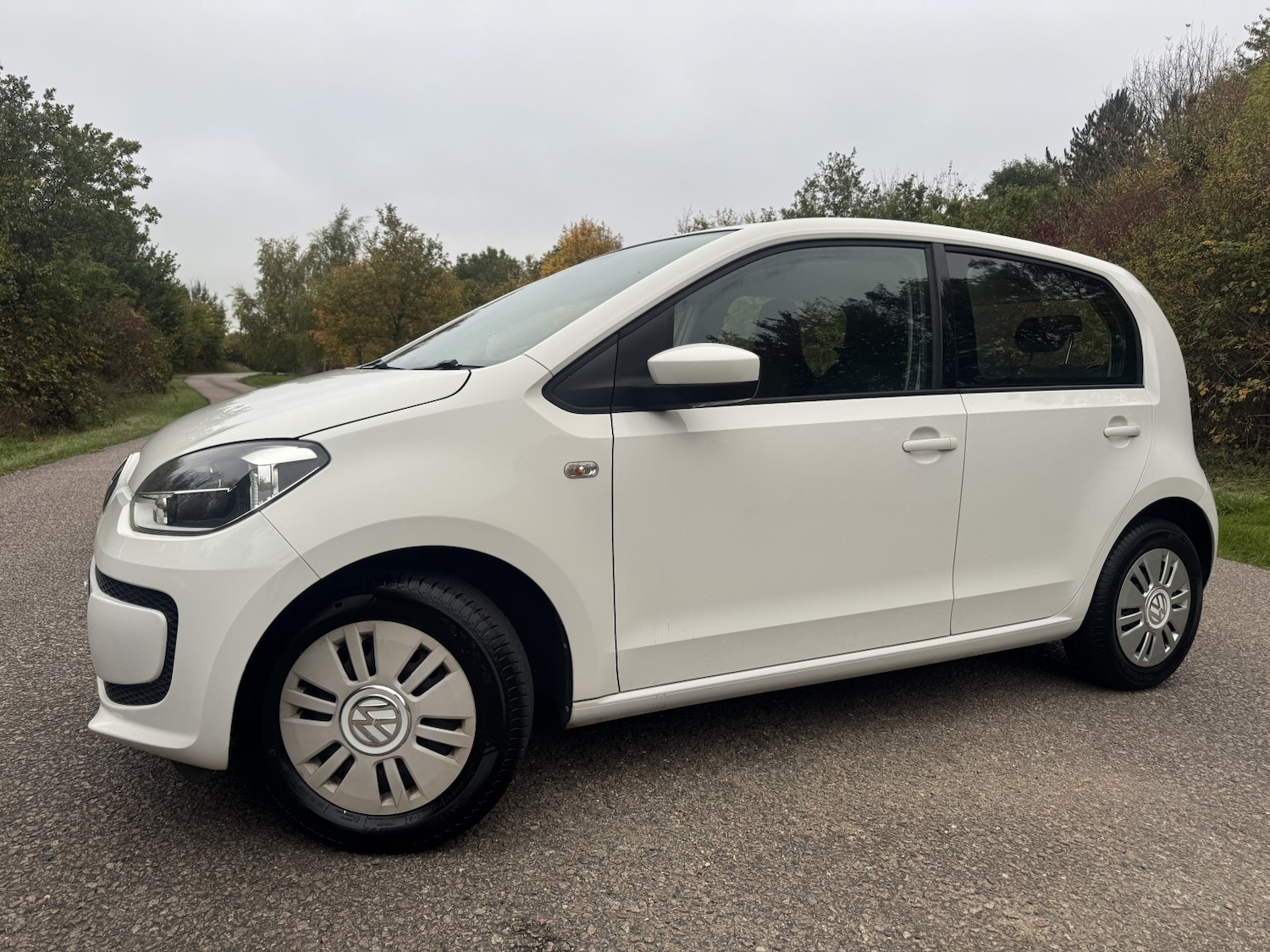 Used Volkswagen up! 2016 for sale - 76488654: Photo 23