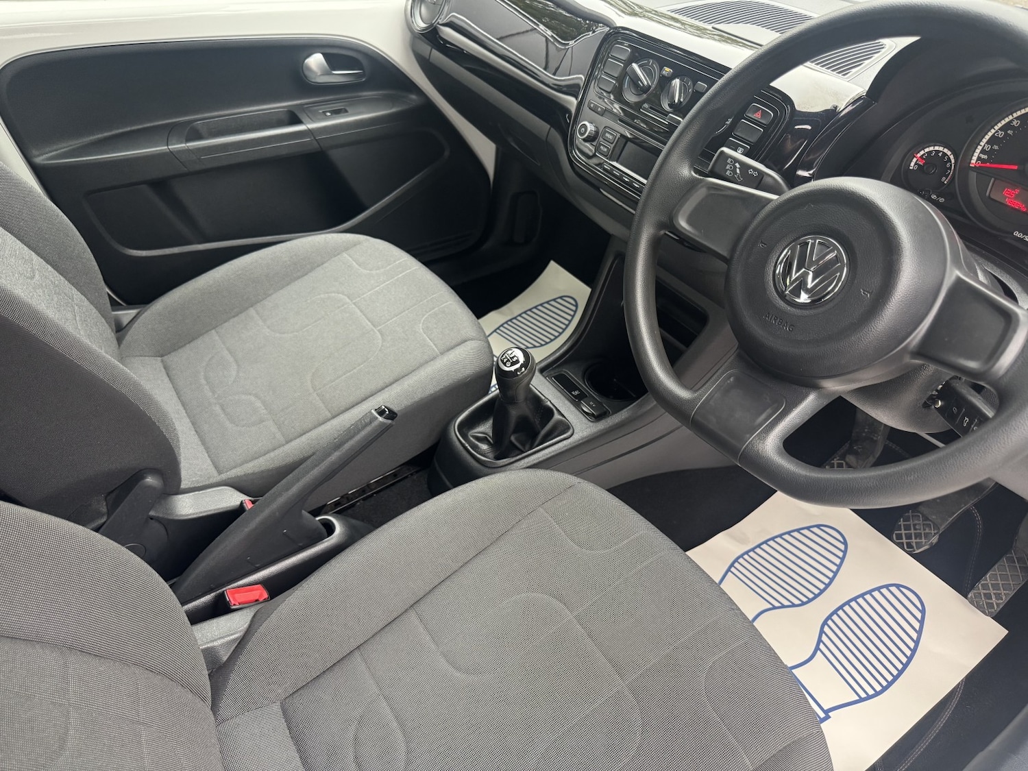 Used Volkswagen up! 2016 for sale - 76488654: Photo 9