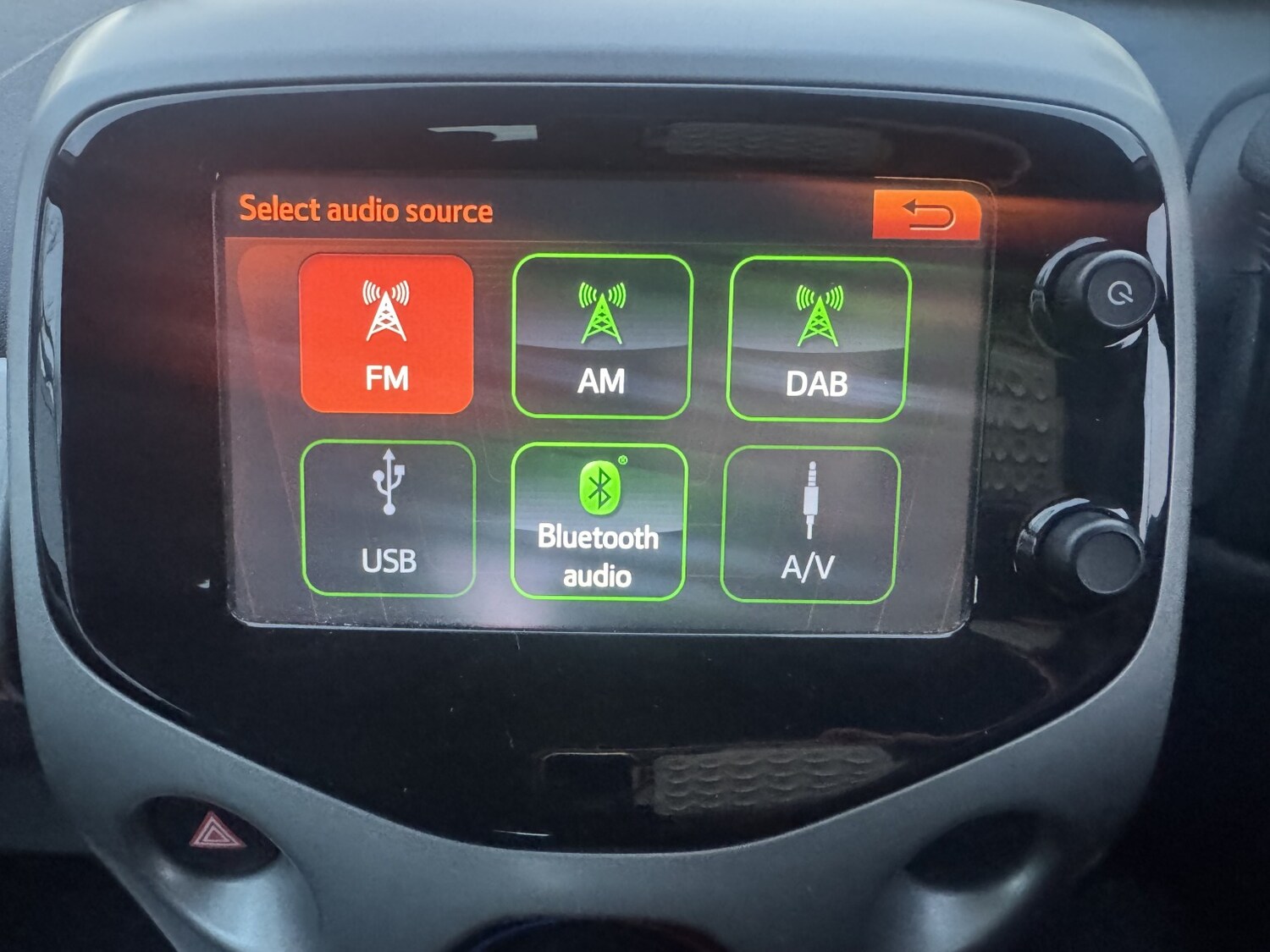 Used Peugeot 108 2015 for sale - 76560036: Photo 31