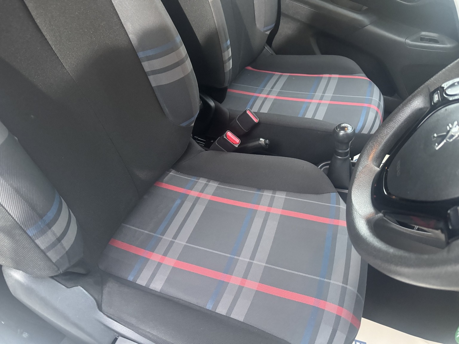 Used Peugeot 108 2015 for sale - 76560036: Photo 36