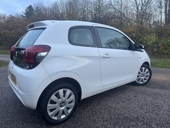 Used Peugeot 108 2015 for sale - 76560036: Photo