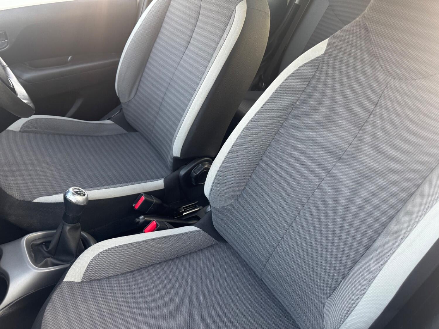 Used Toyota AYGO 2018 for sale - 76769128: Photo 15