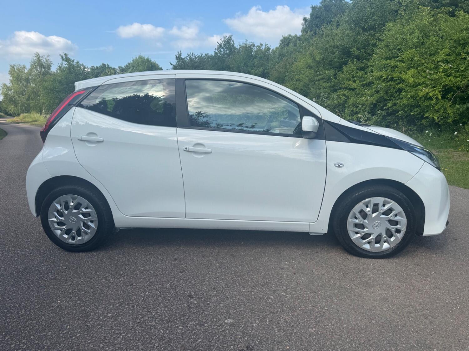 Used Toyota AYGO 2018 for sale - 76769128: Photo 33