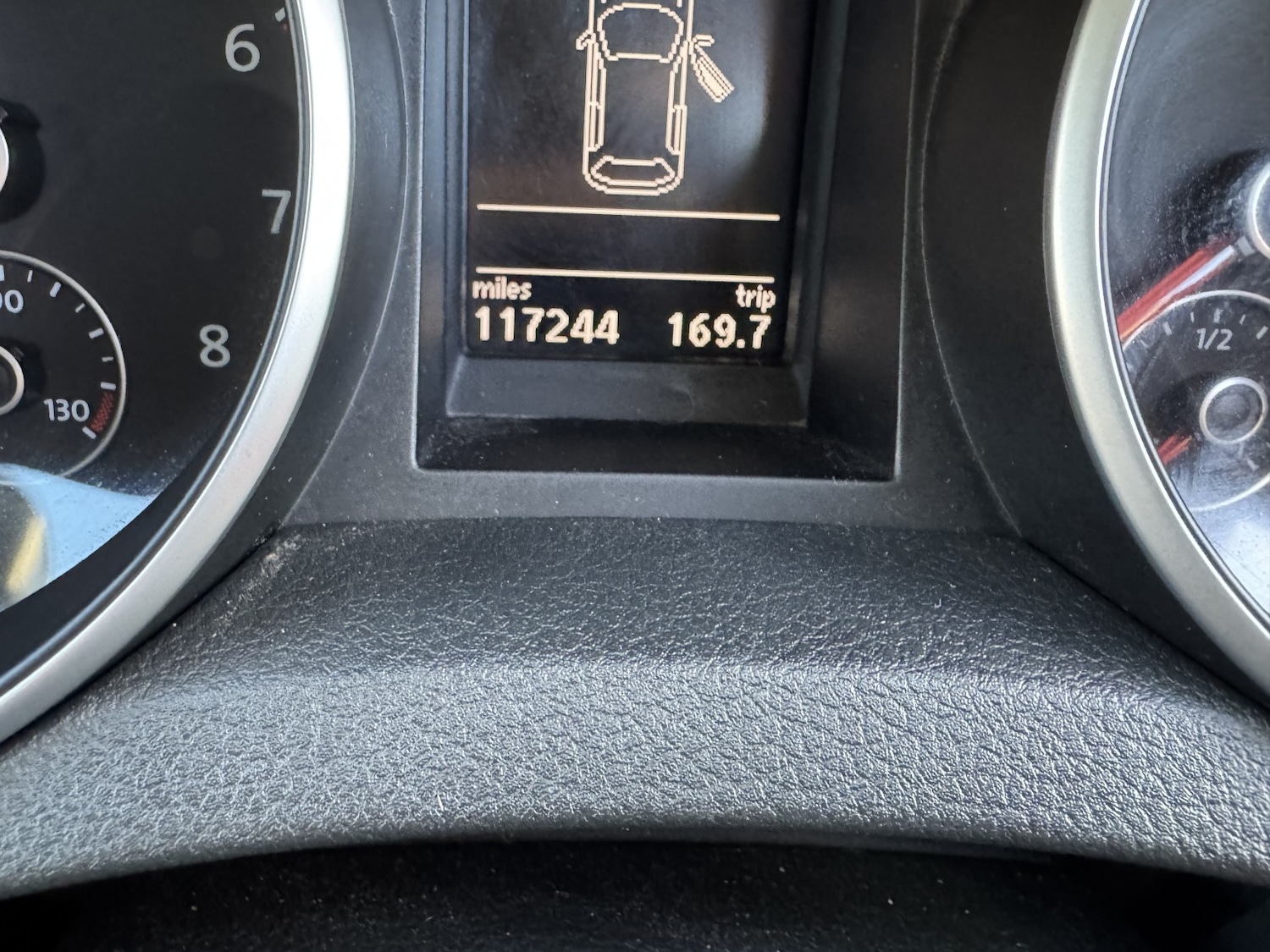 Used Volkswagen Golf 2011 for sale - 77045380: Photo 21