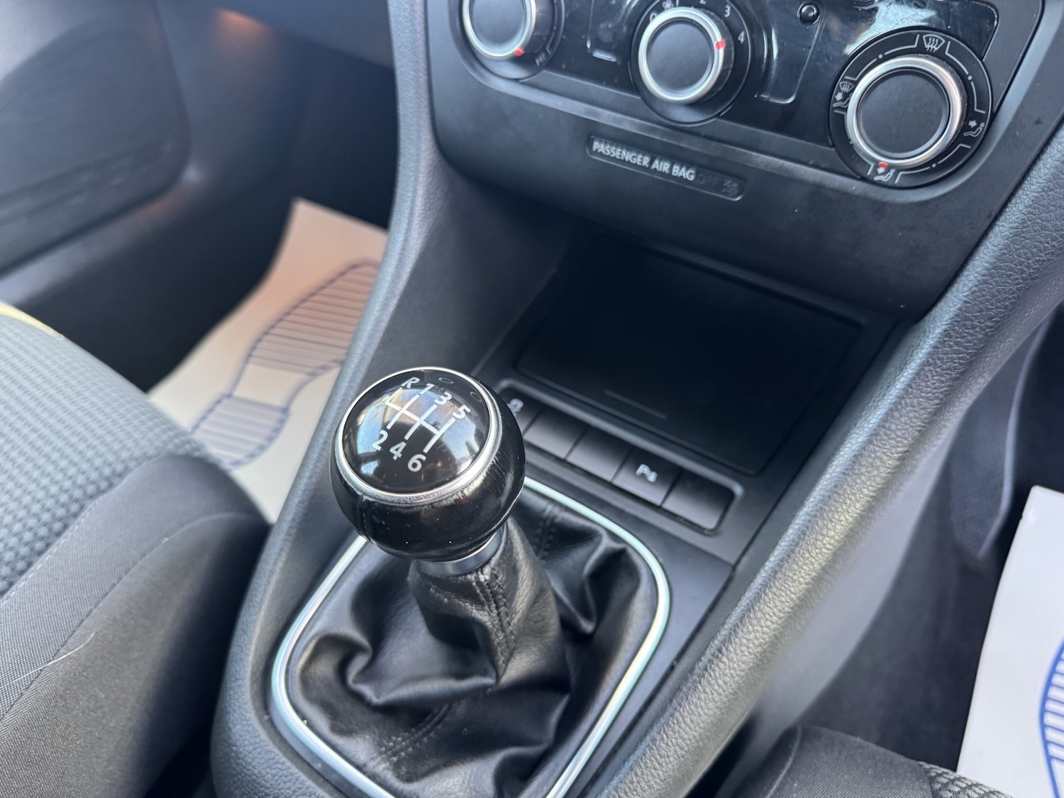 Used Volkswagen Golf 2011 for sale - 77045380: Photo 37