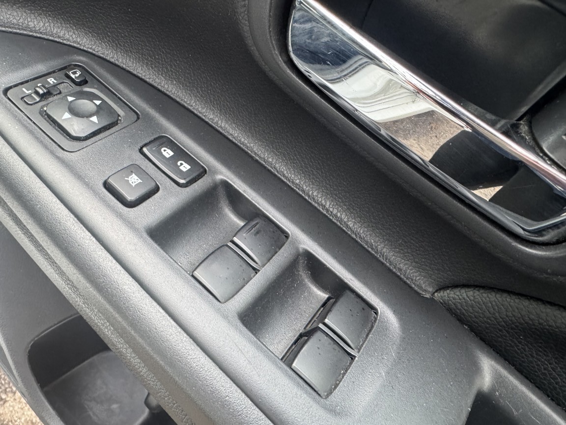 Used Mitsubishi Outlander 2014 for sale - 76762136: Photo 30