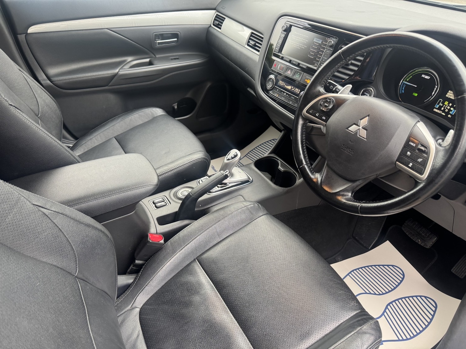 Used Mitsubishi Outlander 2014 for sale - 76762136: Photo 42