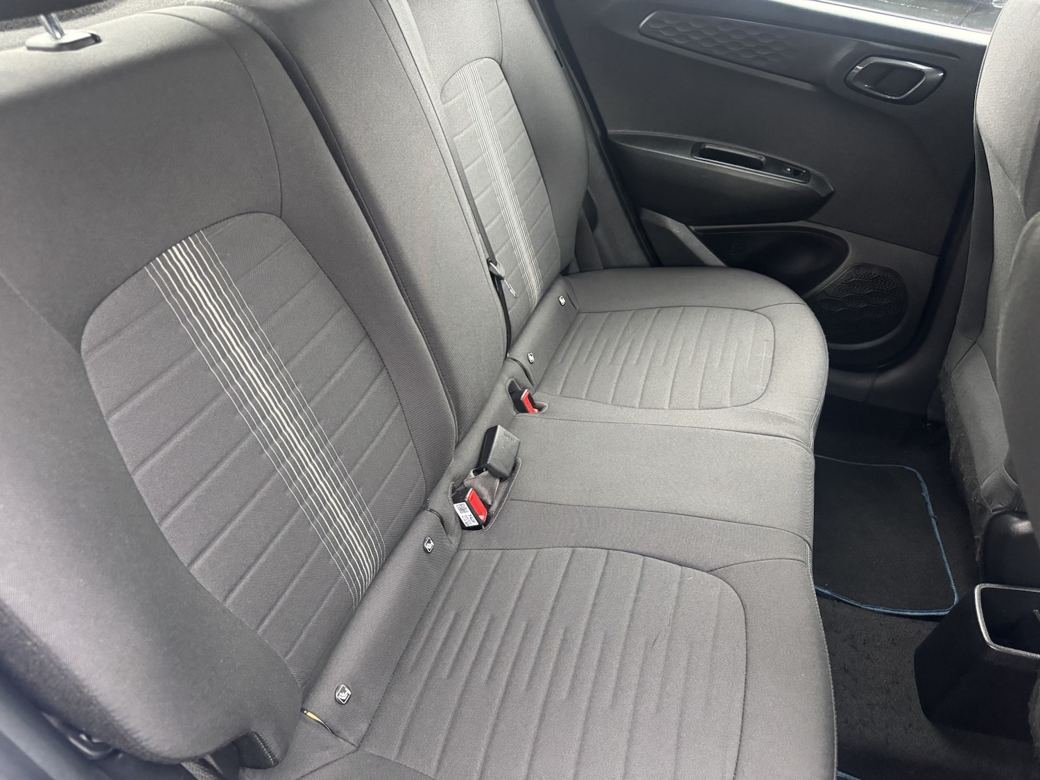 Used Hyundai i10 2021 for sale - 76877609: Photo 40