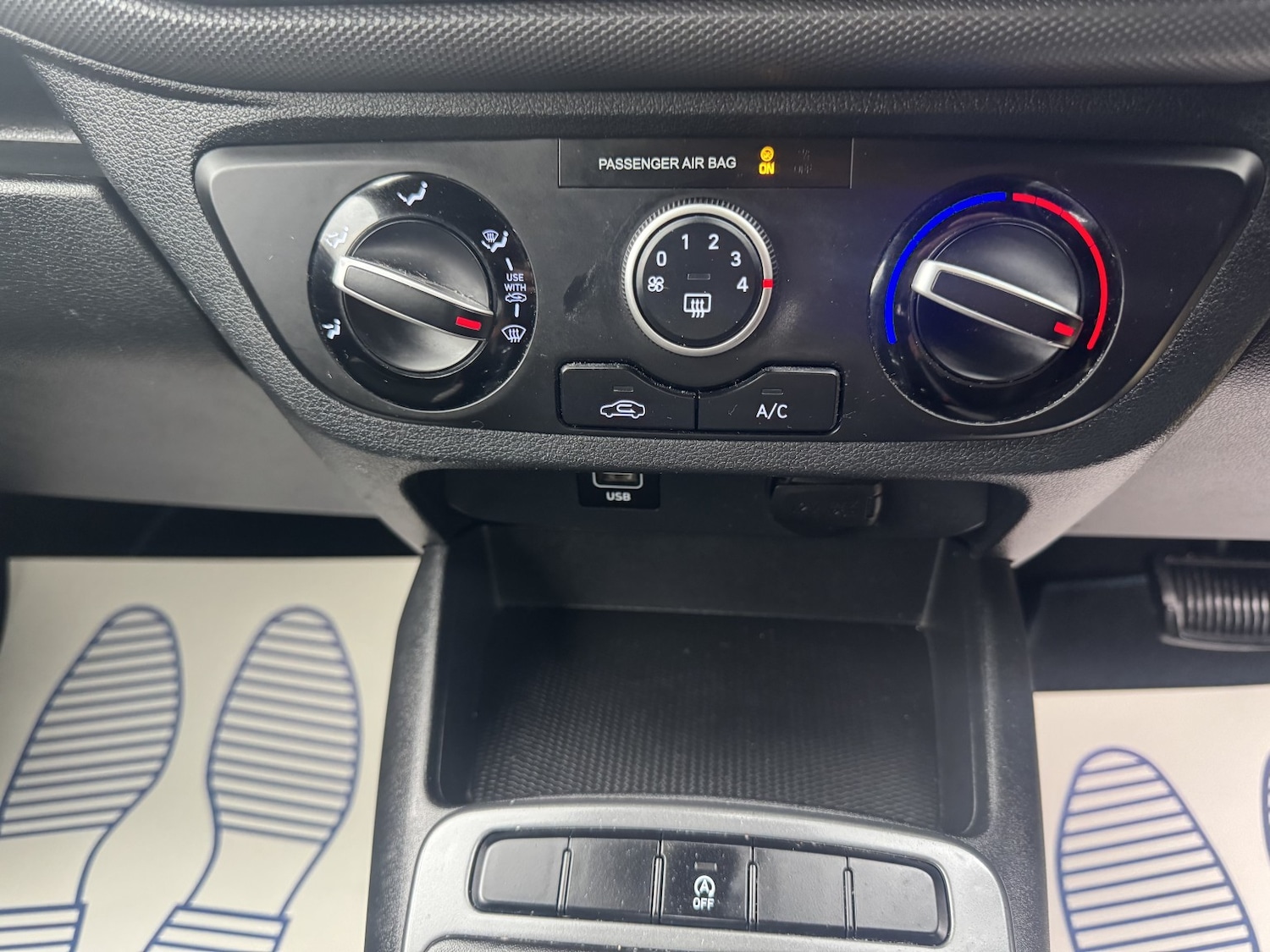 Used Hyundai i10 2021 for sale - 76877609: Photo 41