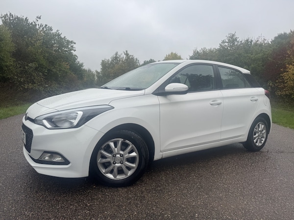 Used Hyundai i20 2017 for sale - 76205648: Photo 16