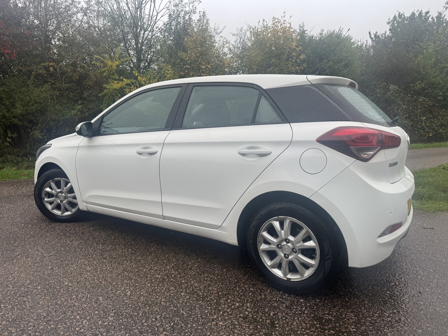 Used Hyundai i20 2017 for sale - 76205648: Photo 19