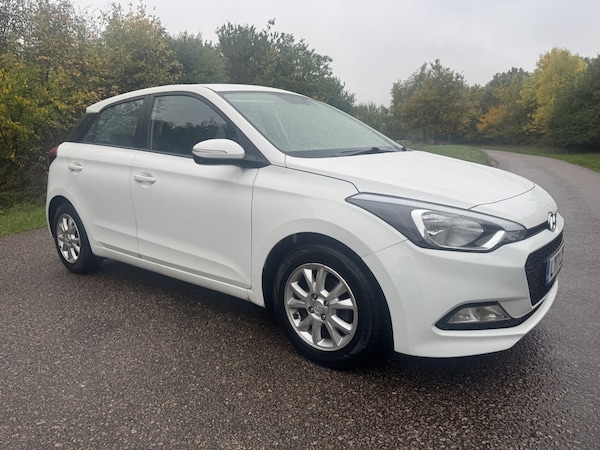 Used Hyundai i20 2017 for sale - 76205648: Photo 1