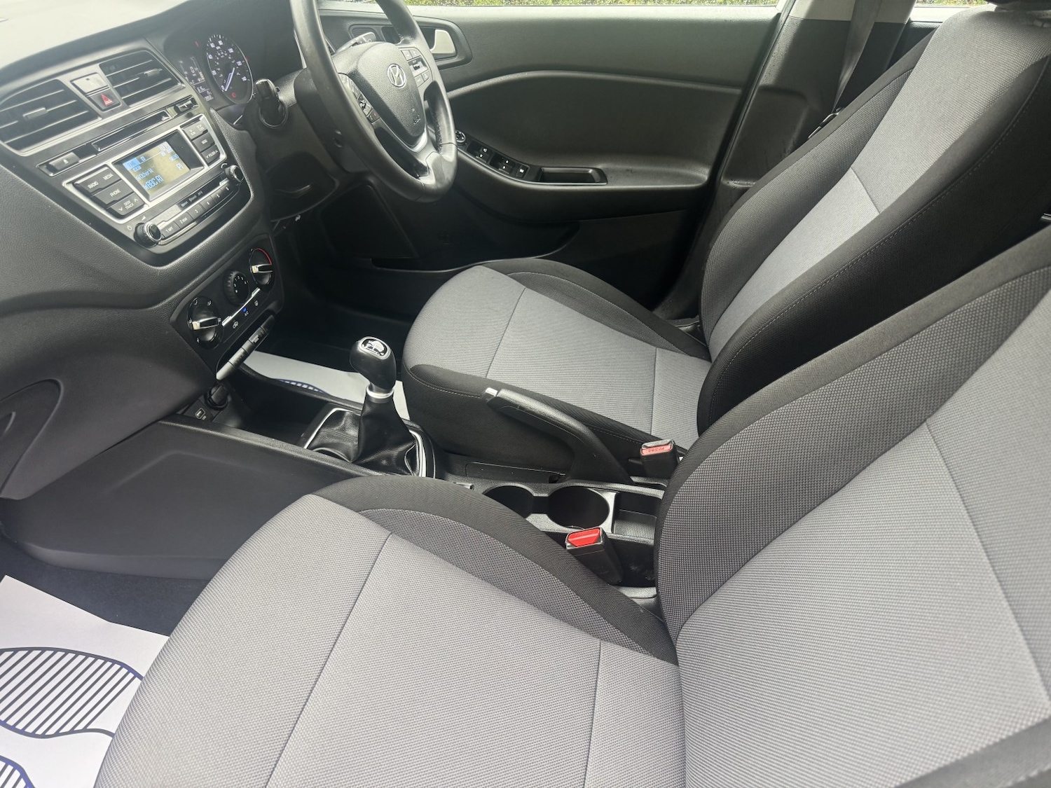 Used Hyundai i20 2017 for sale - 76205648: Photo 23