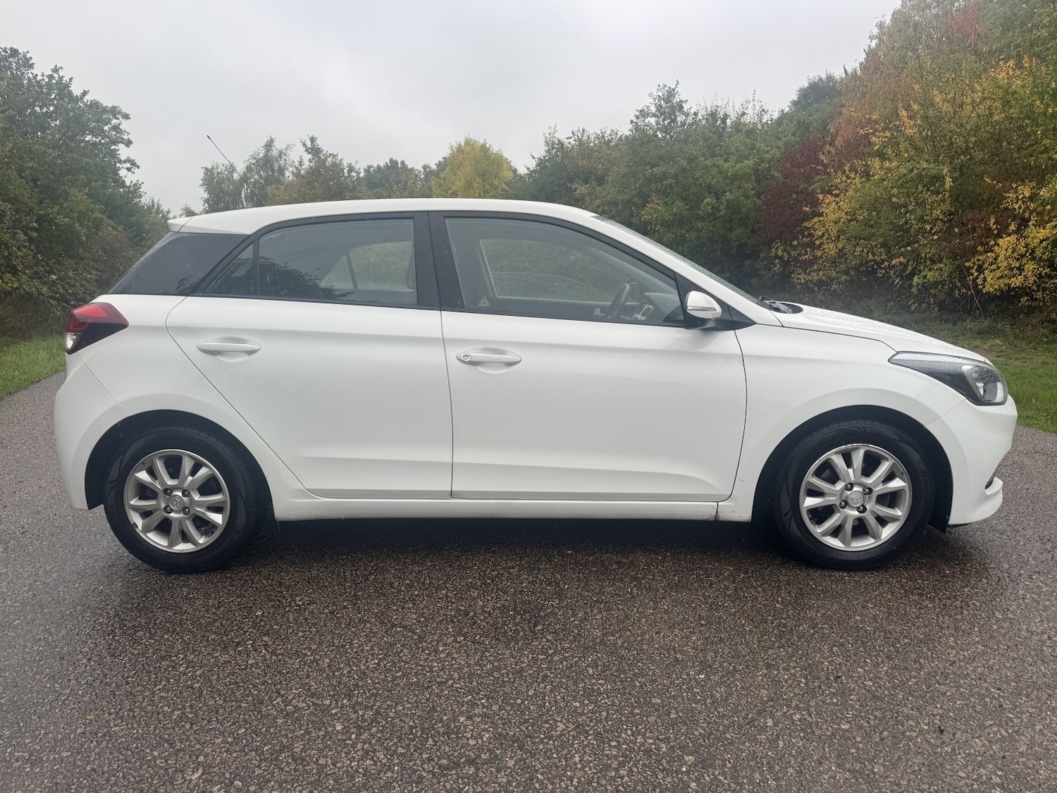 Used Hyundai i20 2017 for sale - 76205648: Photo 26