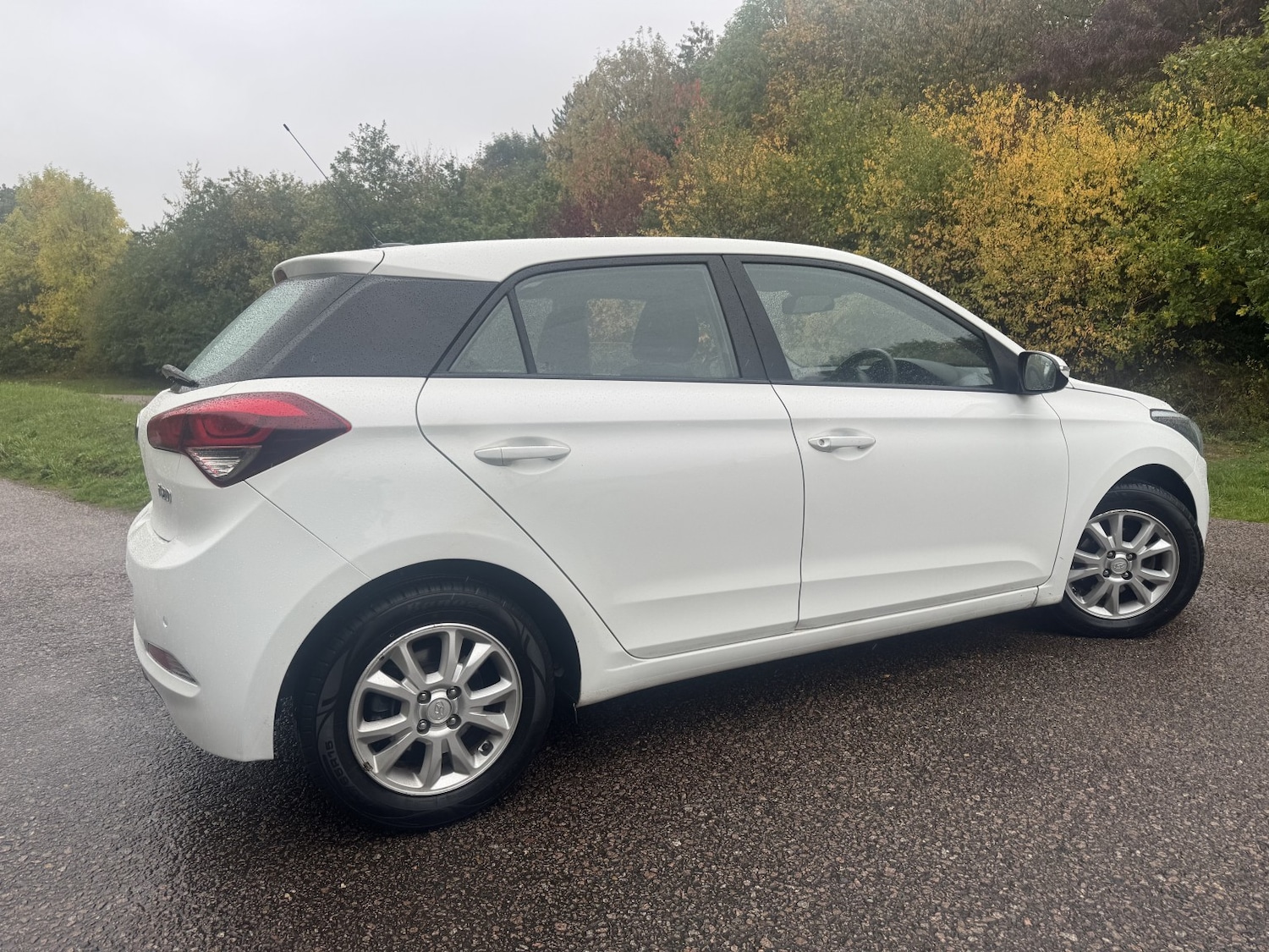 Used Hyundai i20 2017 for sale - 76205648: Photo 28