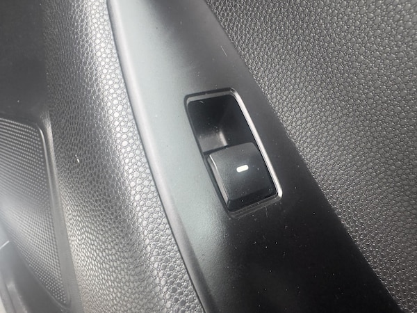 Used Hyundai i20 2017 for sale - 76205648: Photo 28