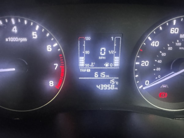 Used Hyundai i20 2017 for sale - 76205648: Photo 32