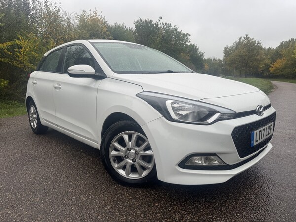 Used Hyundai i20 2017 for sale - 76205648: Photo 40
