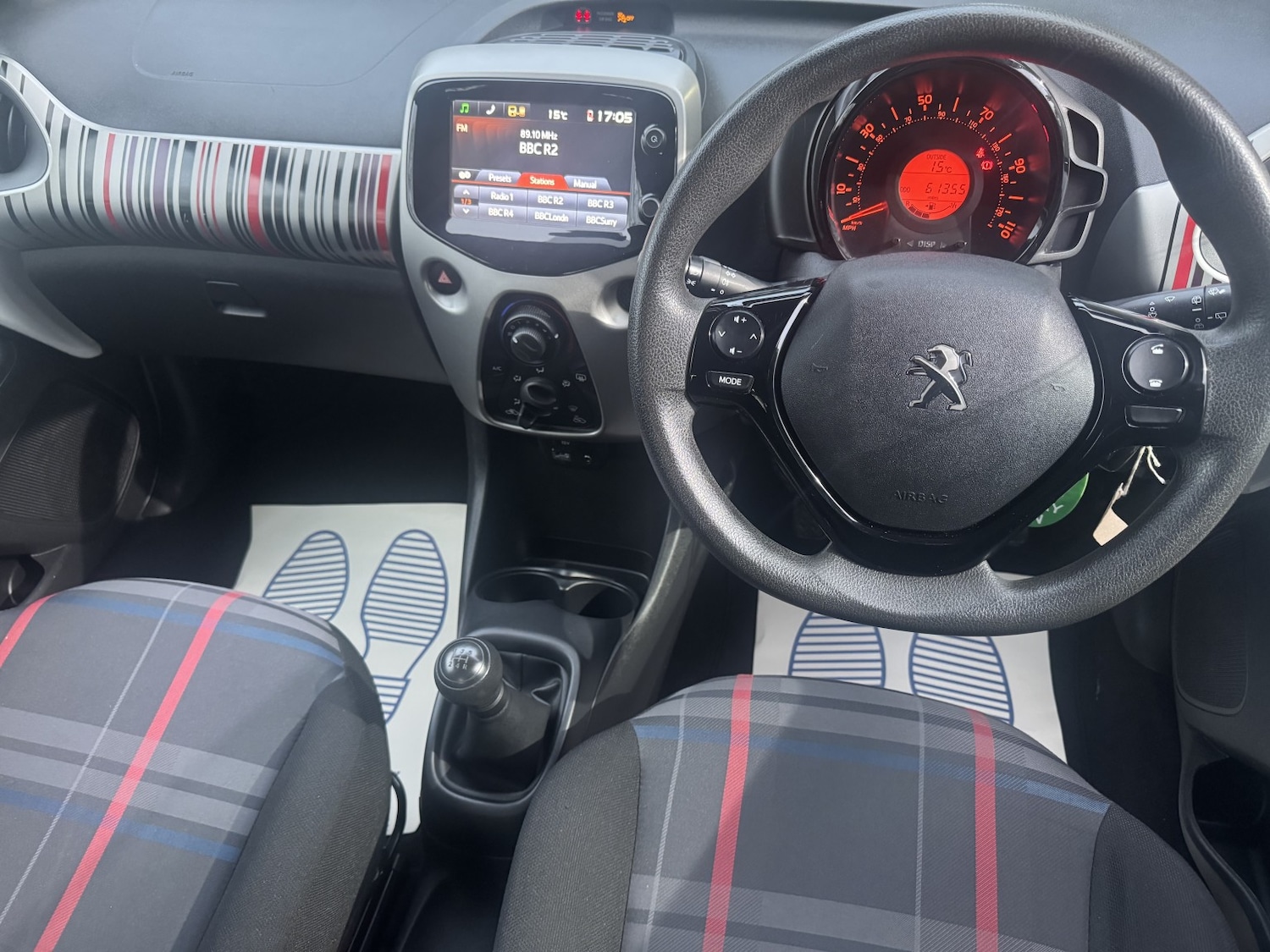 Used Peugeot 108 2015 for sale - 76769428: Photo 32