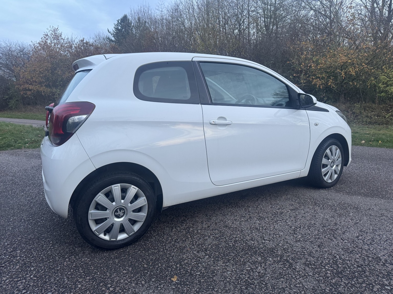 Used Peugeot 108 2015 for sale - 76769428: Photo 6