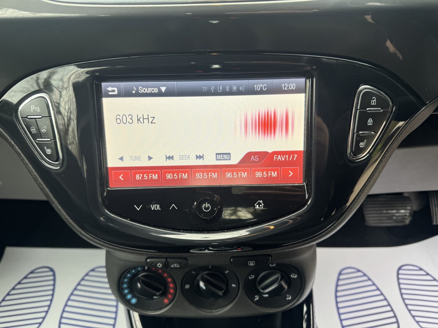 Used Vauxhall Corsa 2015 for sale - 78077803: Photo 35