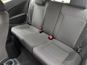 Used Volkswagen Polo 2016 for sale - 77409635: Photo