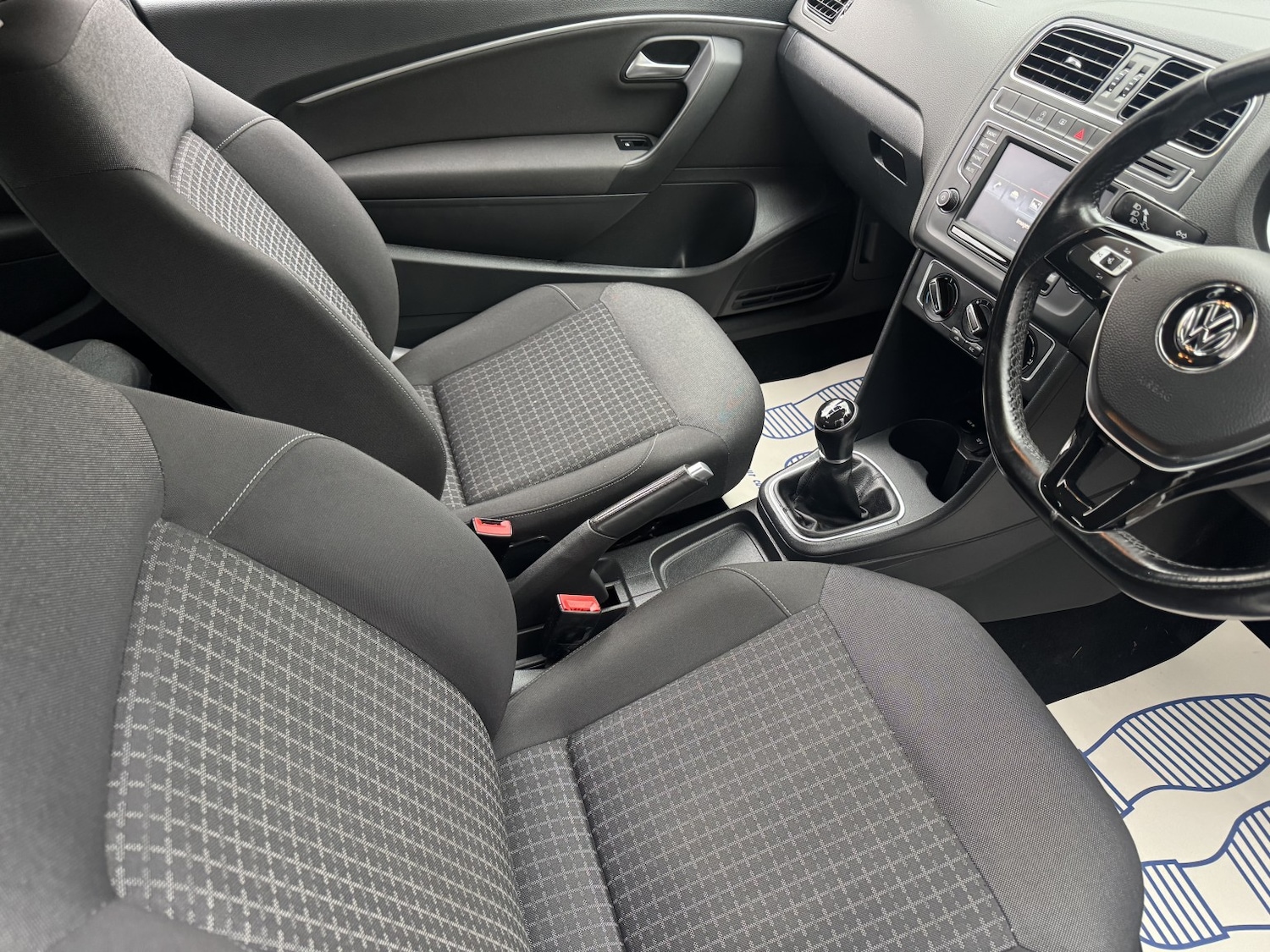 Used Volkswagen Polo 2016 for sale - 77409635: Photo 6