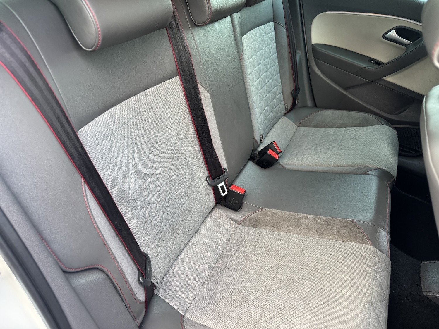 Used Volkswagen Polo 2017 for sale - 77233773: Photo 43