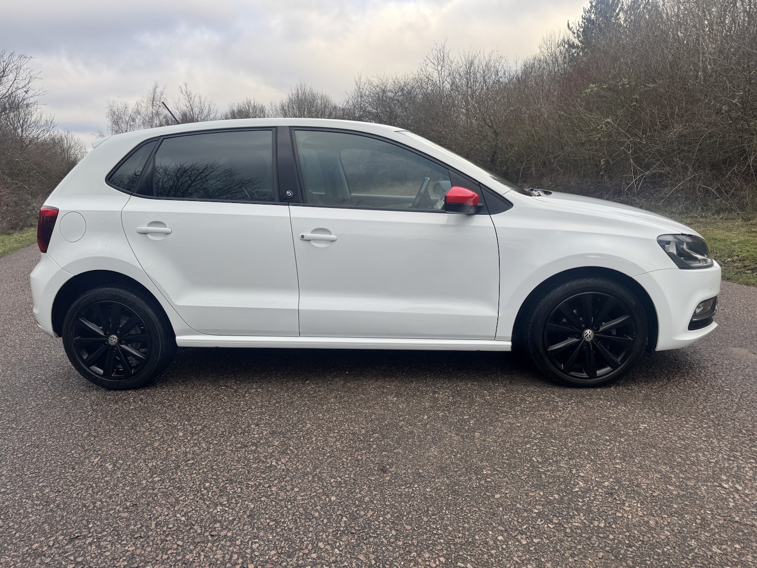 Used Volkswagen Polo 2017 for sale - 77233773: Photo 8