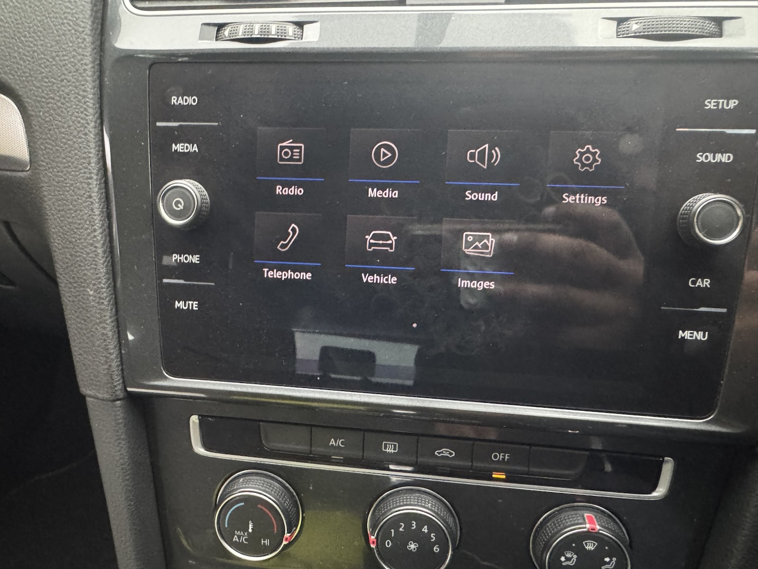 Used Volkswagen Golf 2018 for sale - 76115837: Photo 26