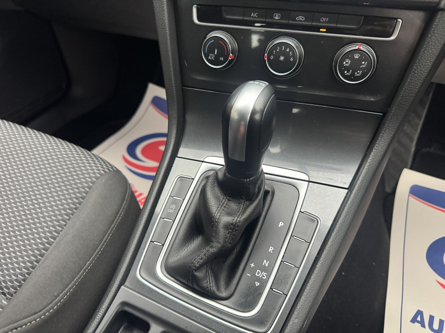 Used Volkswagen Golf 2018 for sale - 76115837: Photo 28