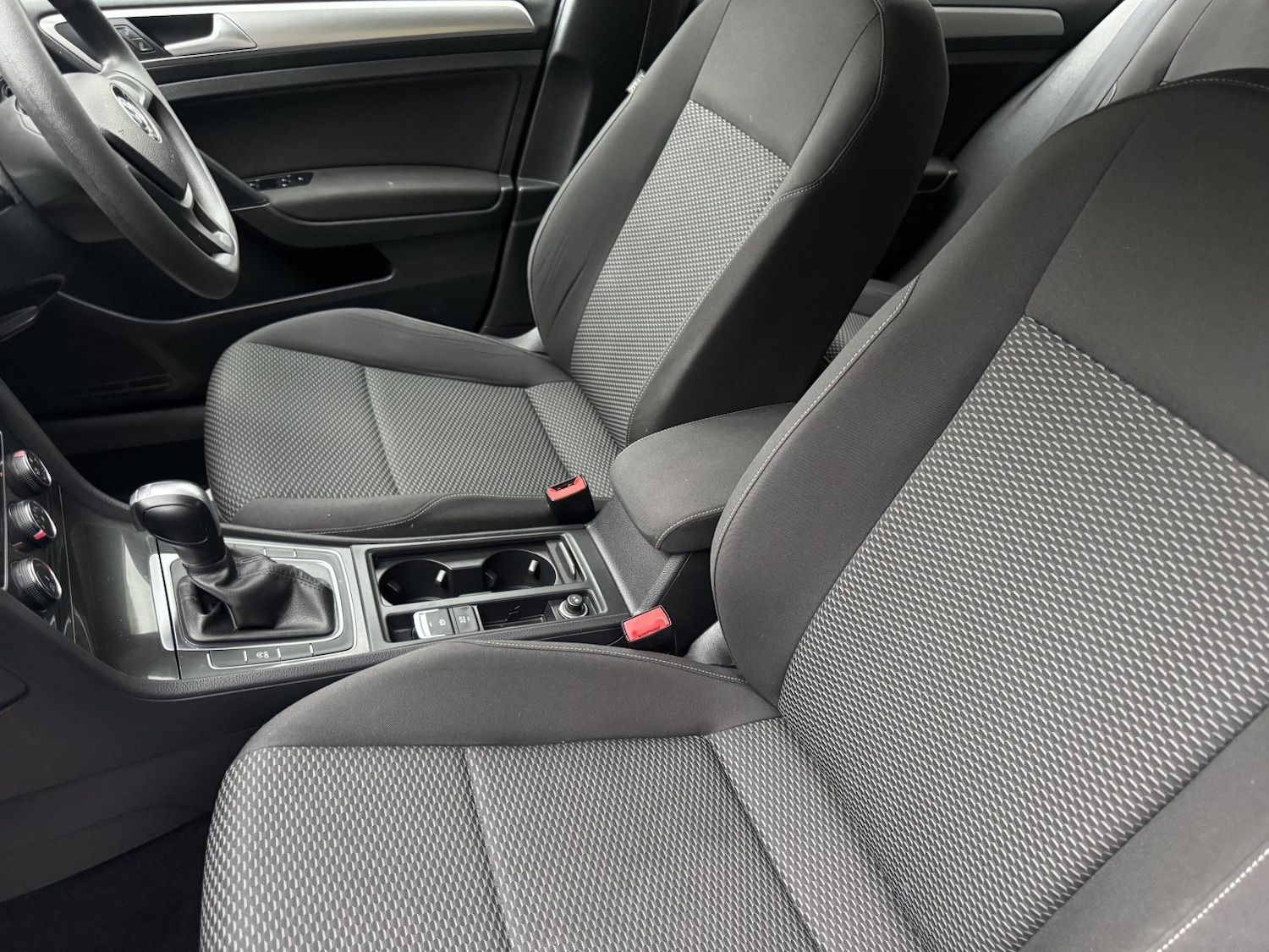 Used Volkswagen Golf 2018 for sale - 76115837: Photo 37