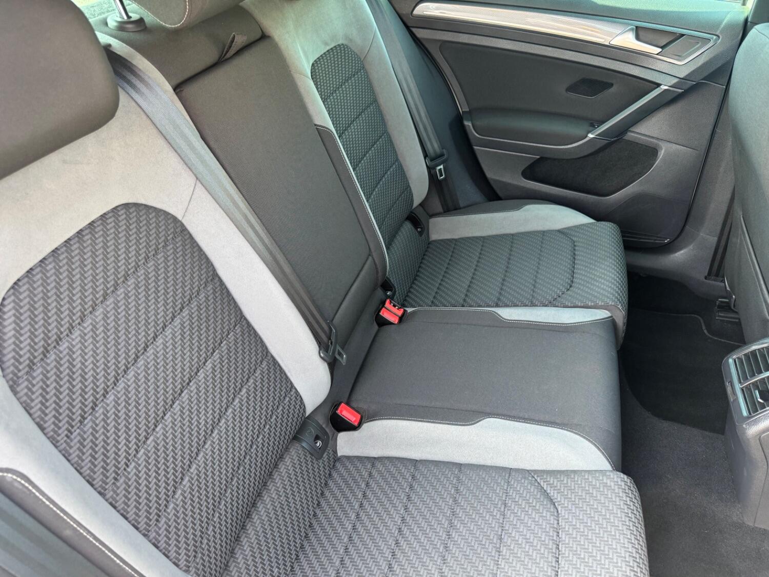 Used Volkswagen Golf 2019 for sale - 77464874: Photo 10