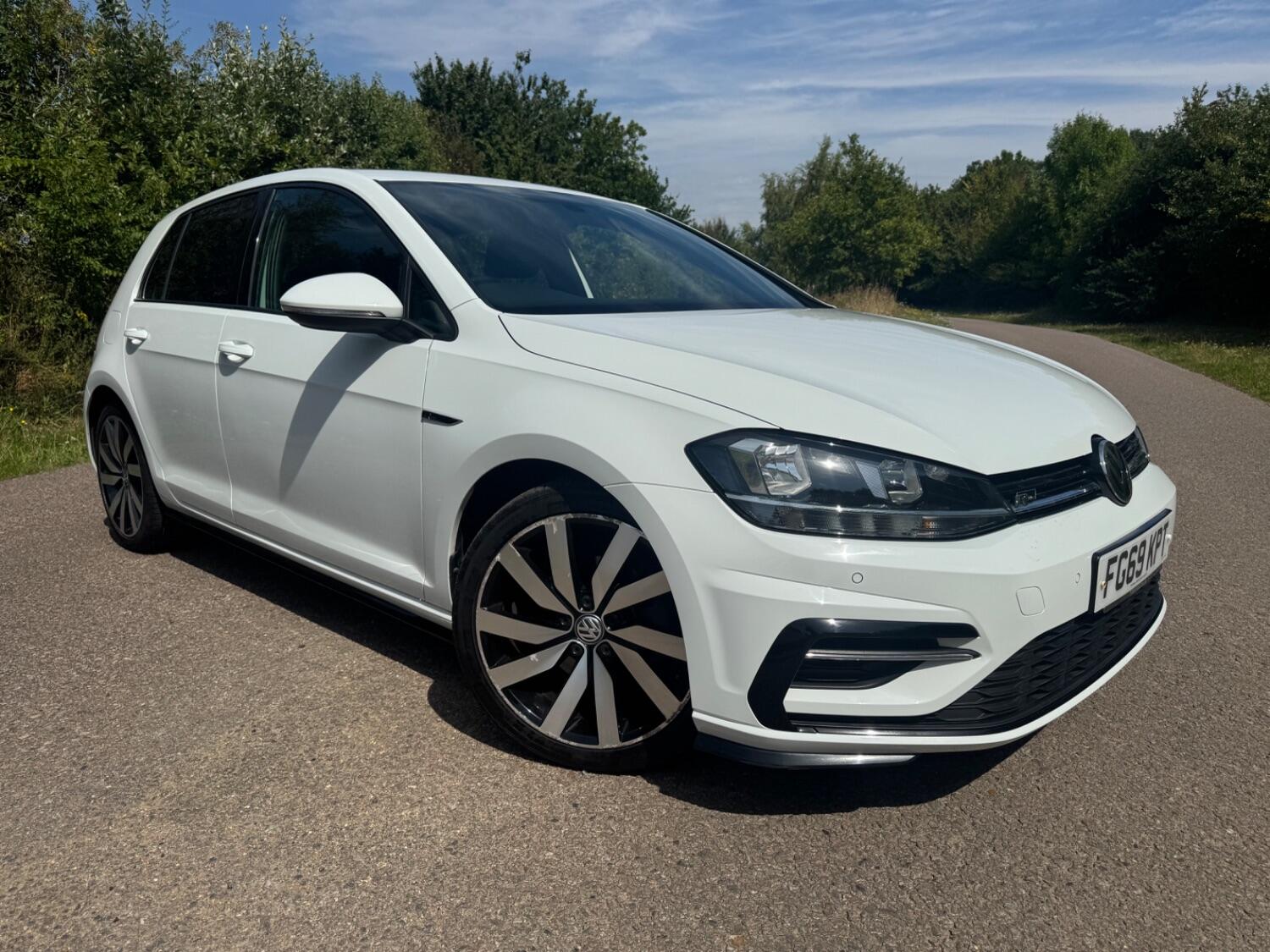 Used Volkswagen Golf 2019 for sale - 77464874: Photo 4