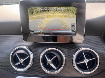Used Mercedes-Benz GLA 2018 for sale - 79124398: Photo
