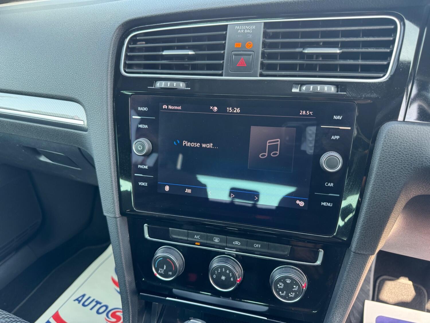 Used Volkswagen Golf 2019 for sale - 76115829: Photo 26