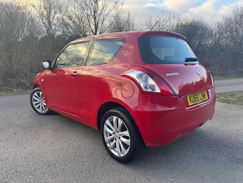 Used Suzuki Swift 2015 for sale - 75504934: Photo