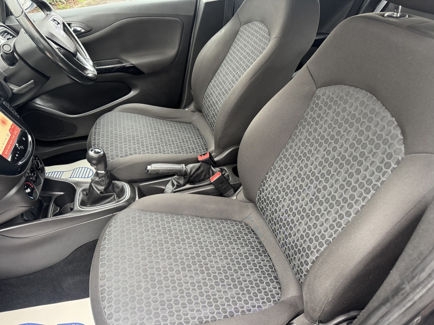 Used Vauxhall Corsa 2015 for sale - 77045373: Photo 24