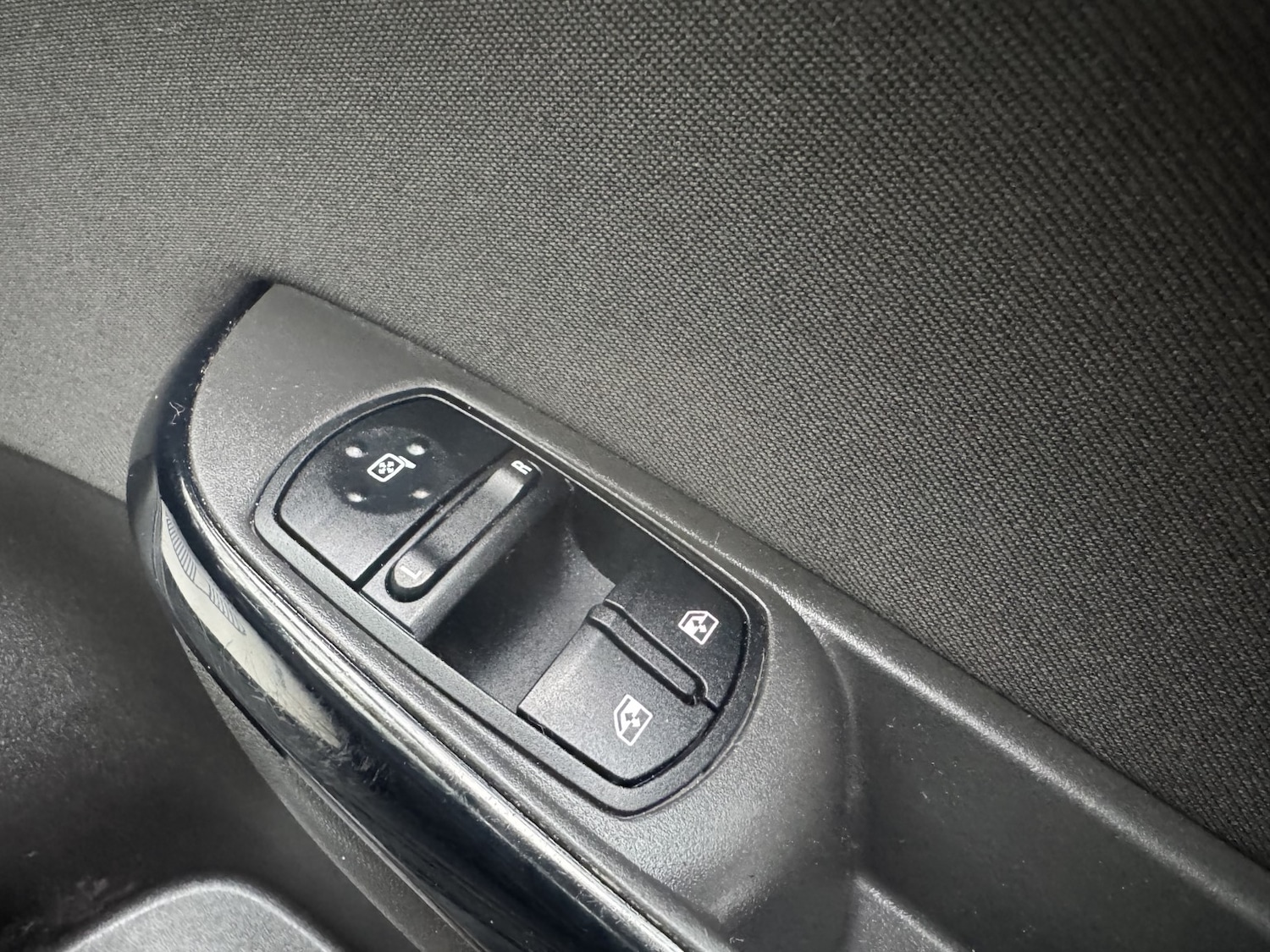 Used Vauxhall Corsa 2015 for sale - 77045373: Photo 32