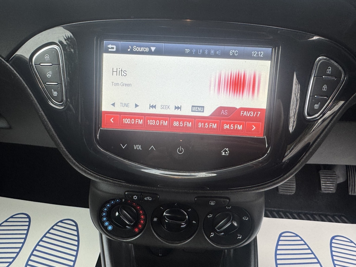 Used Vauxhall Corsa 2015 for sale - 77045373: Photo 39