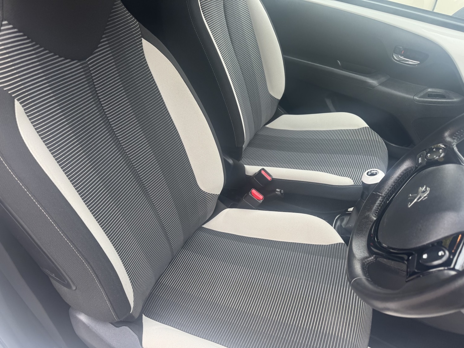 Used Peugeot 108 2017 for sale - 76488651: Photo 34