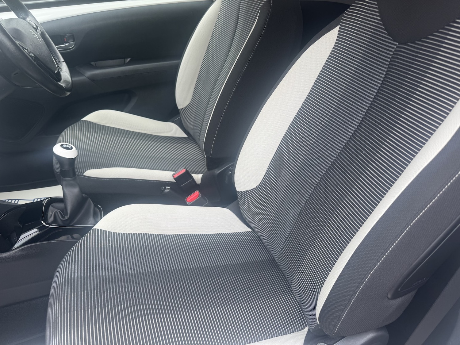 Used Peugeot 108 2017 for sale - 76488651: Photo 41