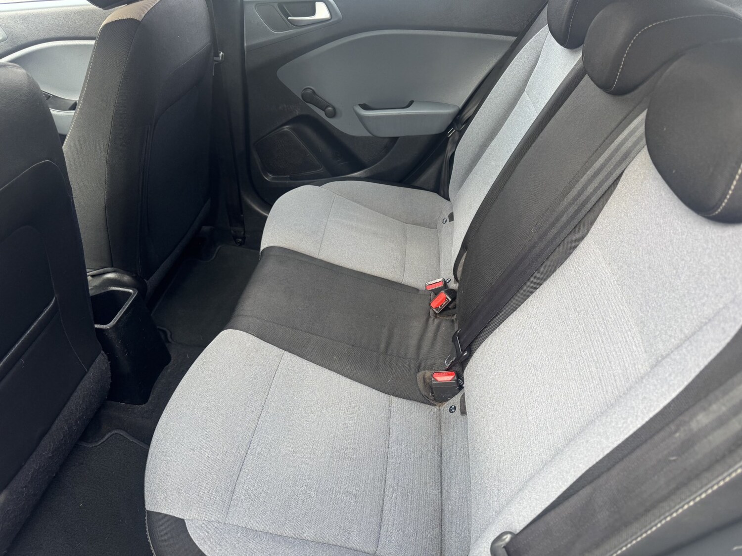 Used Hyundai i20 2015 for sale - 77516079: Photo 31