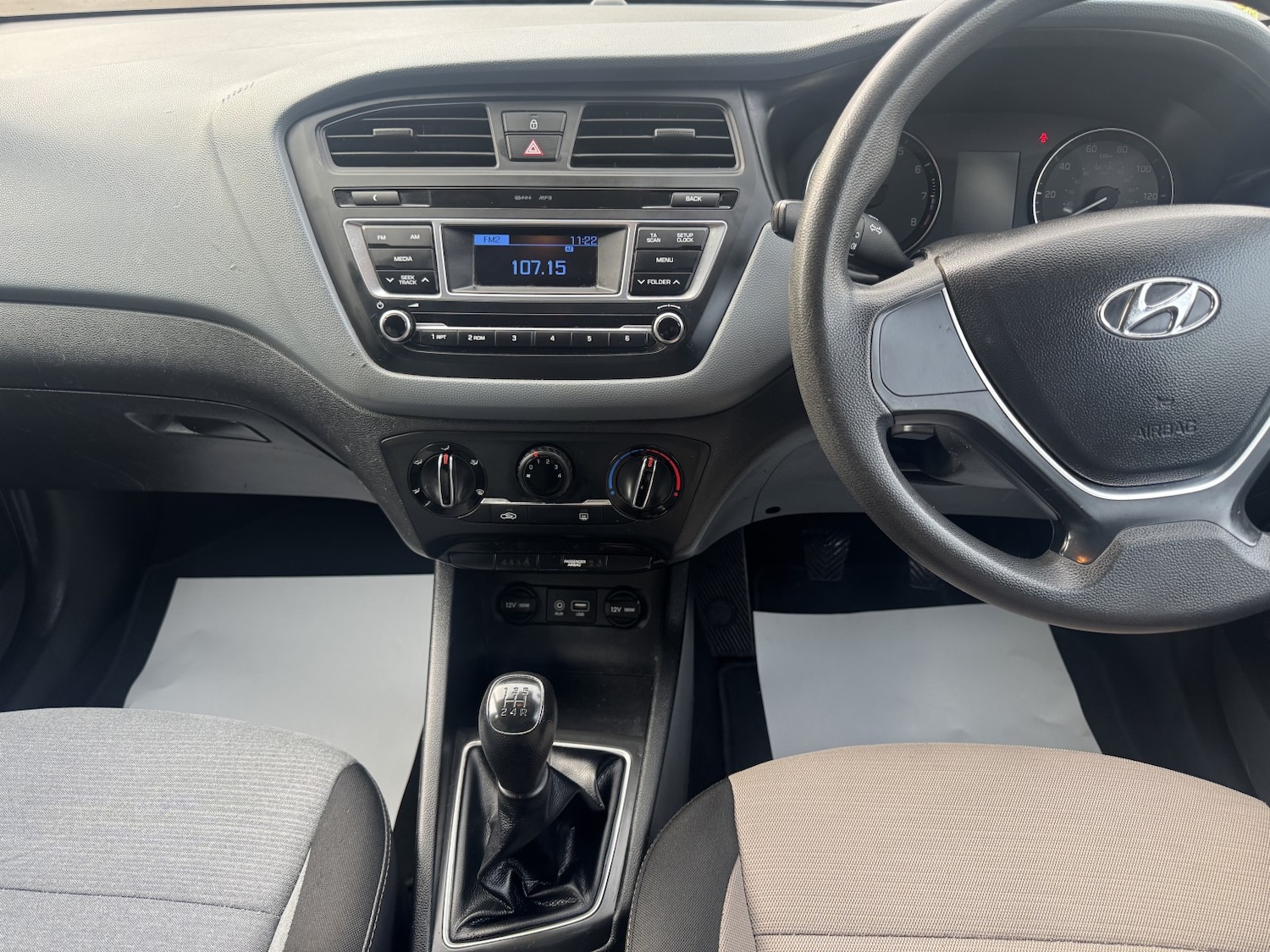 Used Hyundai i20 2015 for sale - 77516079: Photo 32
