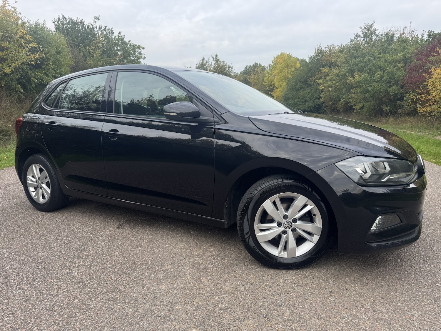 Used Volkswagen Polo 2018 for sale - 76205643: Photo 2