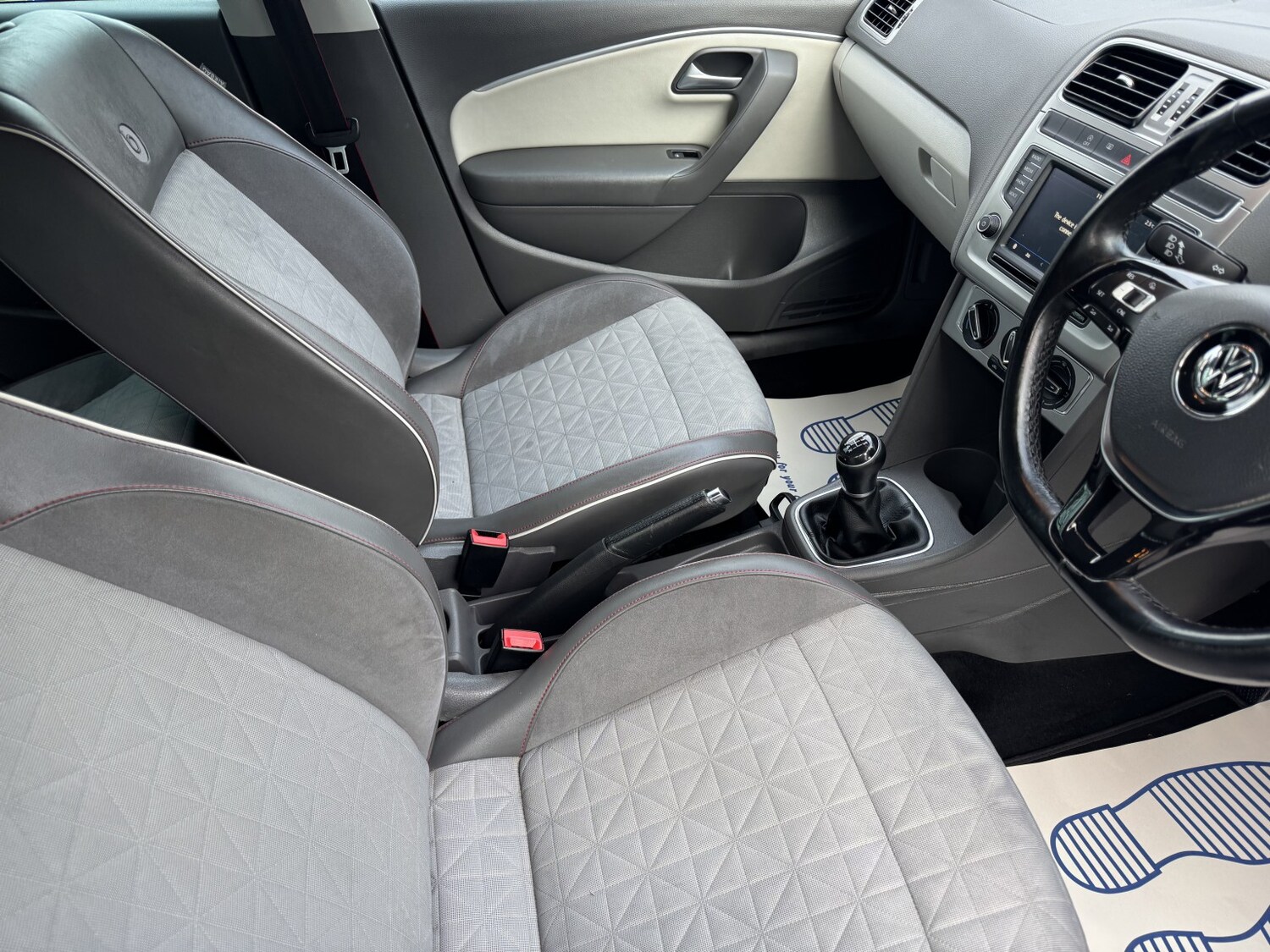 Used Volkswagen Polo 2017 for sale - 78125230: Photo 37