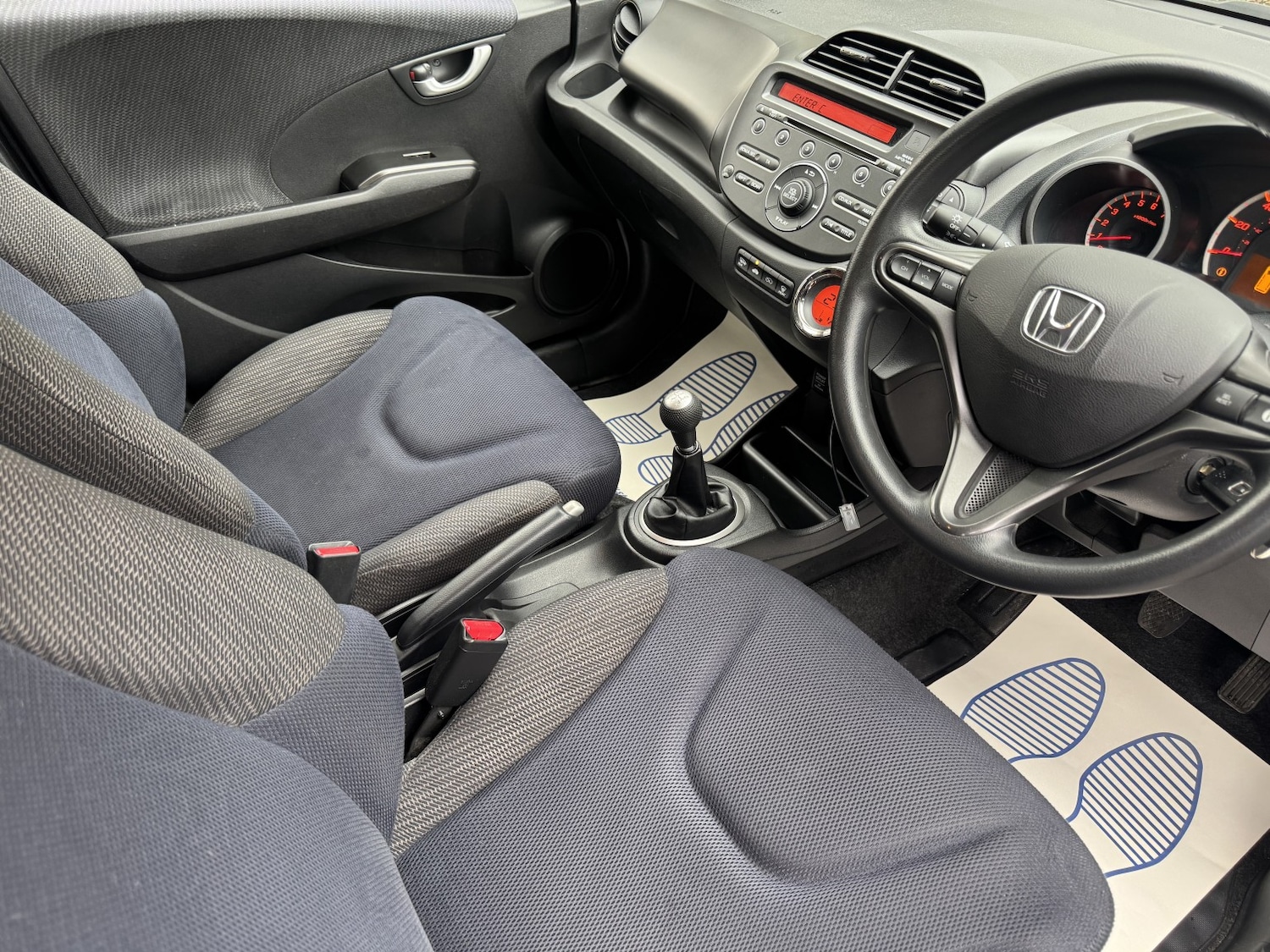 Used Honda Jazz 2013 for sale - 76488698: Photo 32