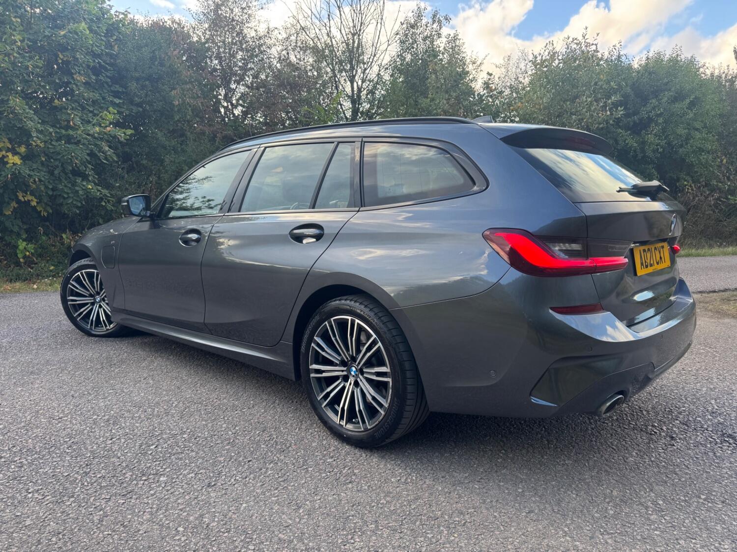 Used BMW 3 Series 2021 for sale - 76115826: Photo 22